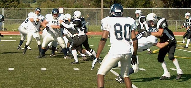 american-football-pass